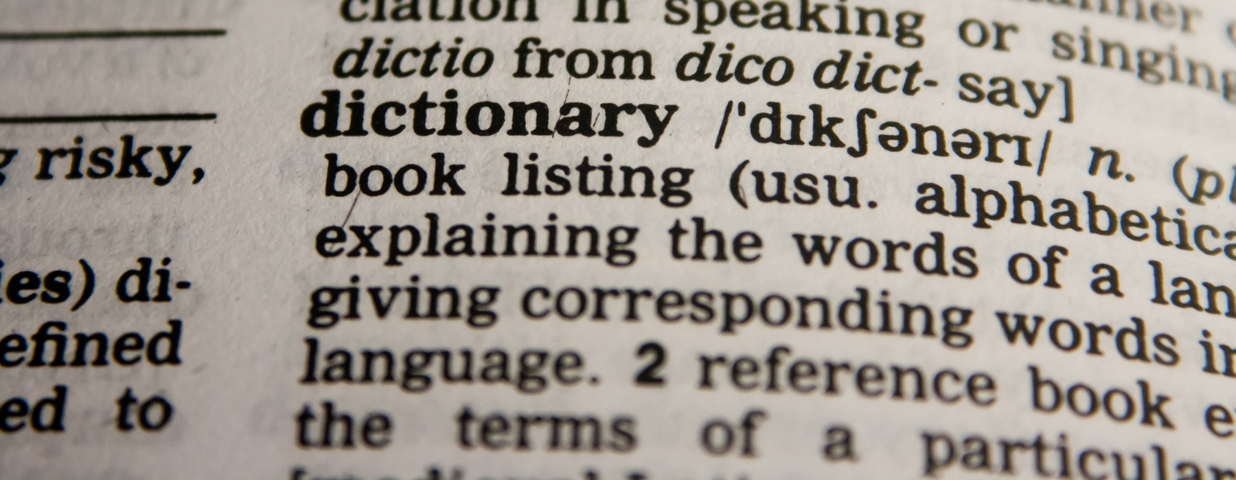 pagina di dizionario in inglese