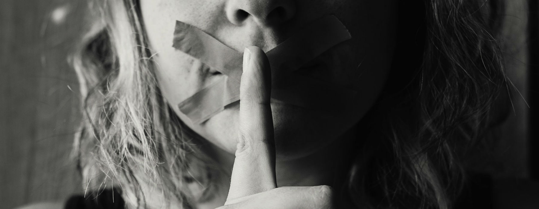 donna vittima di violenza